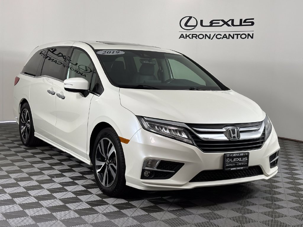 Used 2019 Honda Odyssey Elite image 2