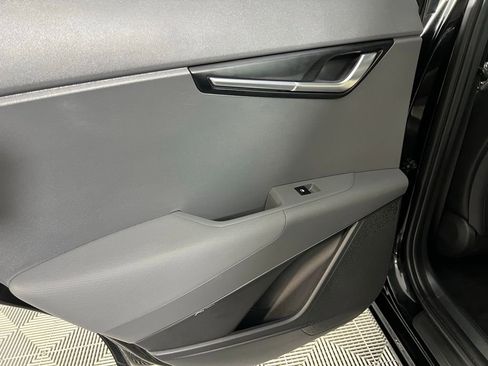 Used 2023 Kia Niro SX image 28