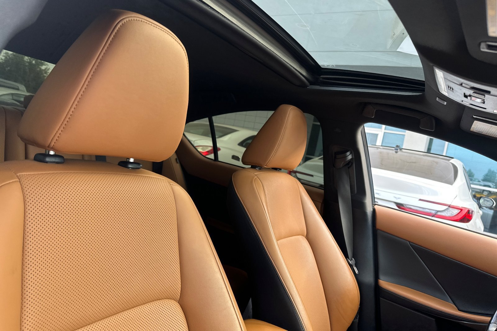Used 2024 Lexus IS 300 w/ Comfort Package RWD image 16