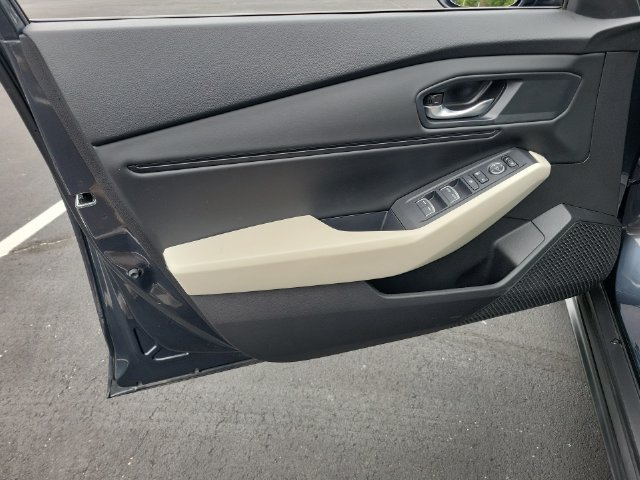 Certified 2024 Honda Accord EX image 39