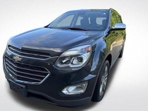 Used 2017 Chevrolet Equinox Premier w/ Enhanced Convenience Package AWD/4WD image 7