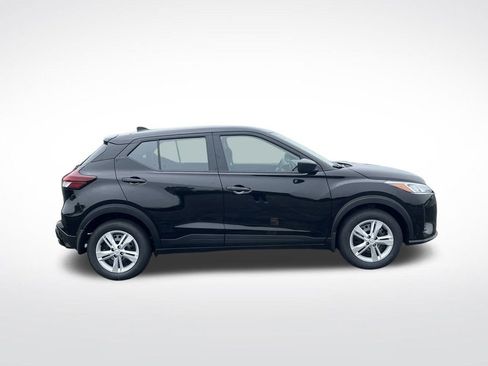 New 2025 Nissan Kicks Play S image 6