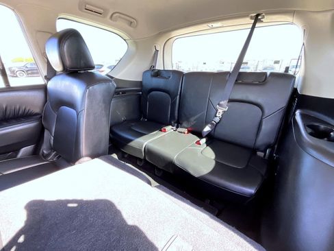 Used 2022 Nissan Armada SV image 20