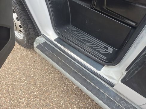 Used 2023 Ford Transit 250 Low Roof AWD w/ Exterior Upgrade Package image 11