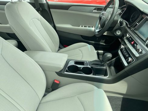 Used 2018 Hyundai Sonata SE FWD image 7