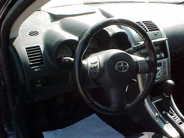 Used 2010 Scion tC FWD image 21