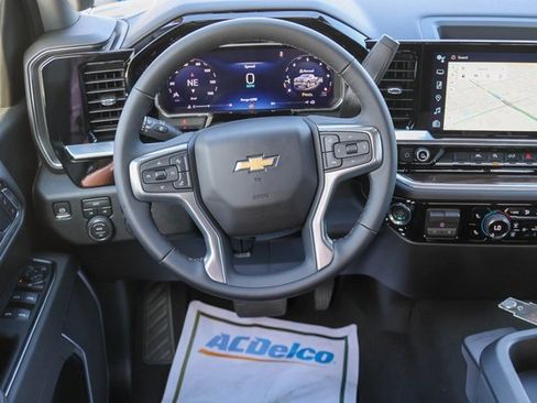 New 2026 Chevrolet Silverado 1500 LT w/ Convenience Package II image 14