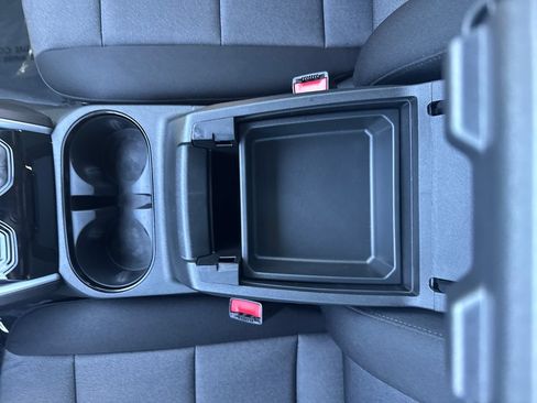 Used 2025 Chevrolet Colorado Trail Boss AWD/4WD image 24