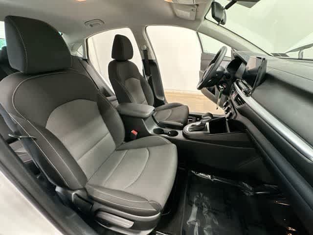 Used 2023 Kia Forte LXS FWD image 20