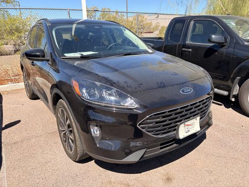 Used 2022 Ford Escape SEL w/ SEL Stealth AWD Package image 3