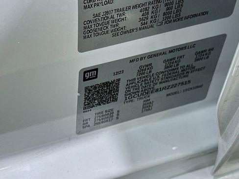 Used 2024 Chevrolet Silverado 1500 RST image 33