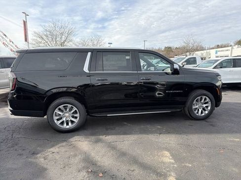 New 2026 Chevrolet Suburban Premier w/ Sun And Tow Package AWD/4WD image 3