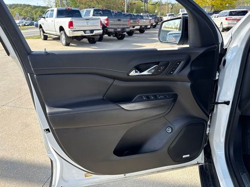 Used 2021 GMC Acadia SLT w/ Elevation Edition AWD/4WD image 24