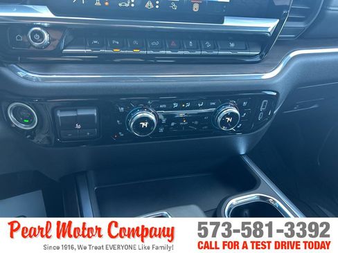 Used 2024 GMC Sierra 1500 SLT w/ SLT Premium Plus Package image 19