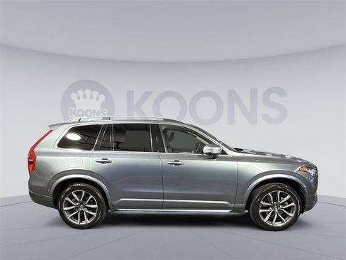 Used 2018 Volvo XC90 T5 Momentum w/ Convenience Package image 8