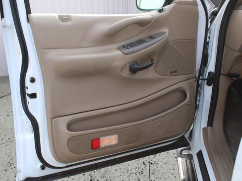 Used 1997 Ford Expedition Eddie Bauer image 41