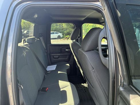 Used 2022 RAM 1500 Classic Warlock w/ Electronics Group AWD/4WD image 10