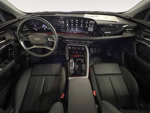 Certified 2025 Audi Q5 Premium w/ Premium Plus AWD/4WD image 20