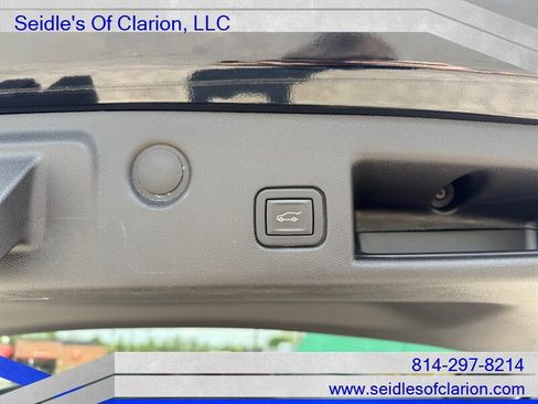 Used 2024 Chevrolet Equinox LT w/ LPO, Floor Liner Package AWD/4WD image 11