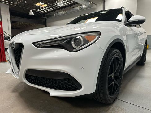 Used 2019 Alfa Romeo Stelvio Ti Sport w/ Quick Order Package 22S Sport image 6