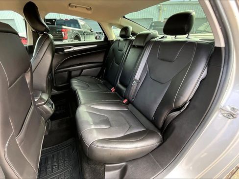 Used 2016 Ford Fusion Titanium image 21