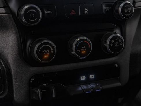 Used 2021 RAM 3500 Tradesman image 28