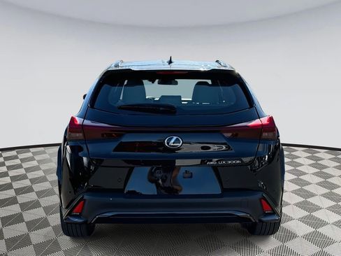 New 2025 Lexus UX 300h AWD image 3