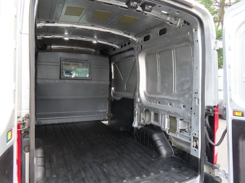 Used 2018 Ford Transit 150 130 Medium Roof RWD image 18