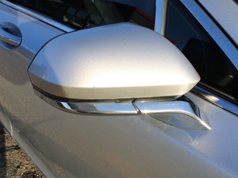 Used 2015 Lincoln MKZ w/ Equipment Group 102A Reserve image 44