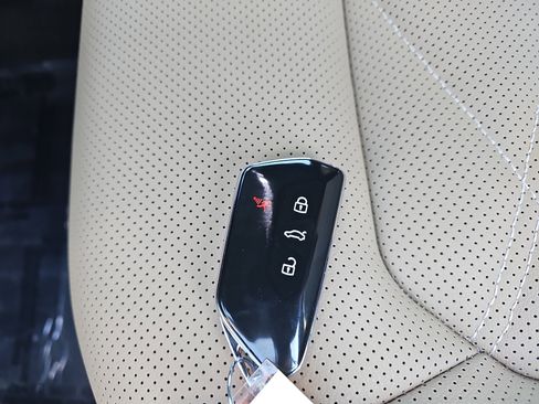 New 2025 Volkswagen Atlas Cross Sport SE image 35