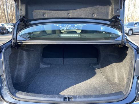 Used 2025 Toyota Corolla LE image 15