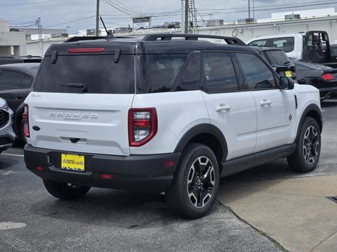 Used 2024 Ford Bronco Sport Outer Banks w/ Tech Package AWD/4WD image 6