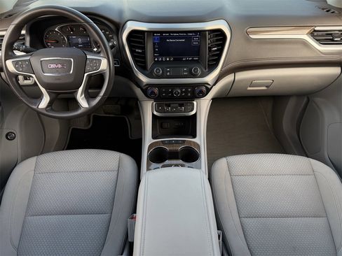 Used 2023 GMC Acadia SLE w/ Driver Convenience Package image 10