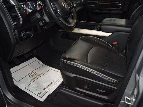 Used 2024 RAM 3500 Laramie image 47