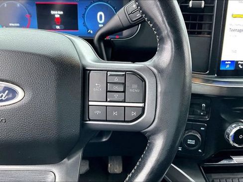 Used 2023 Ford F250 Lariat w/ Sport Appearance Package AWD/4WD image 20