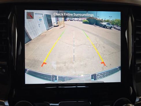 Used 2022 RAM 1500 Laramie AWD/4WD image 10
