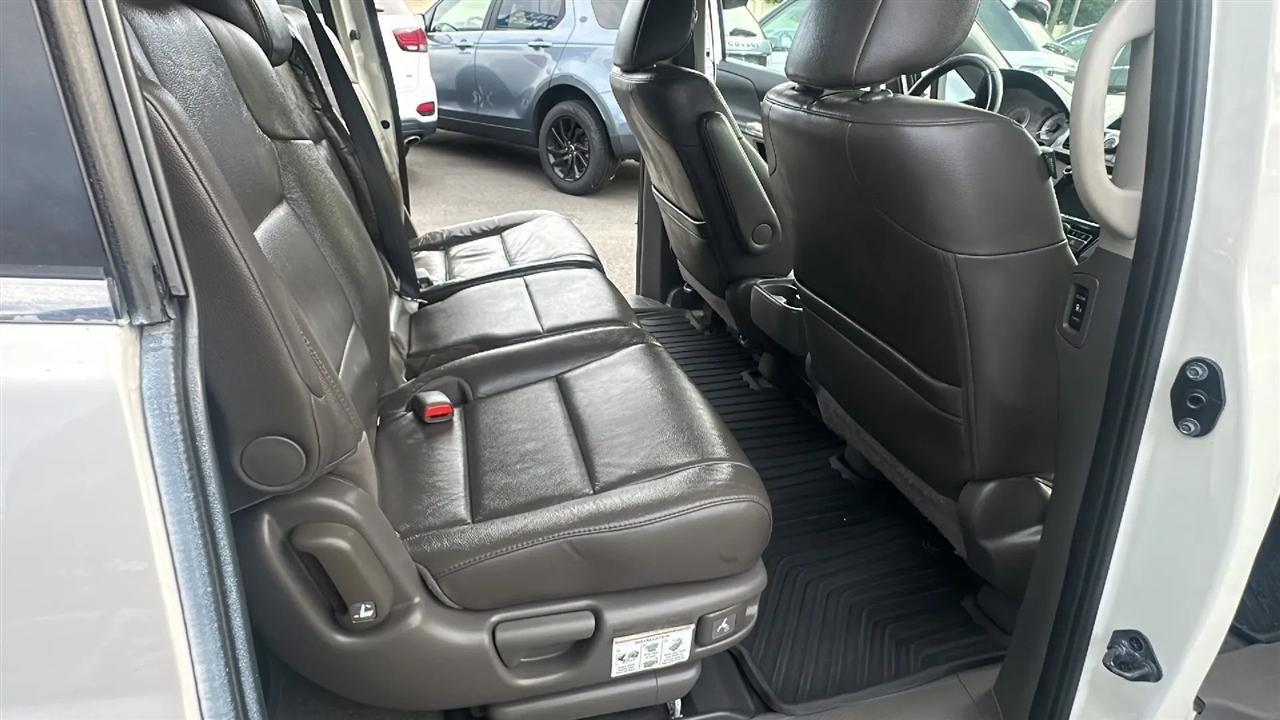 Used 2016 Honda Odyssey EX-L image 28