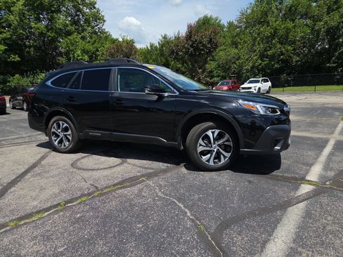 Used 2020 Subaru Outback Limited w/ Popular Package #2 AWD/4WD image 3