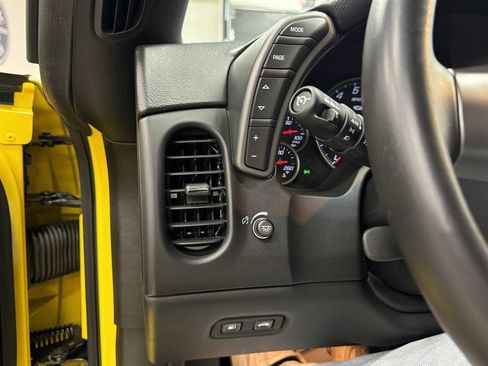 Used 2007 Chevrolet Corvette Z06 w/ Preferred Equipment Group image 26