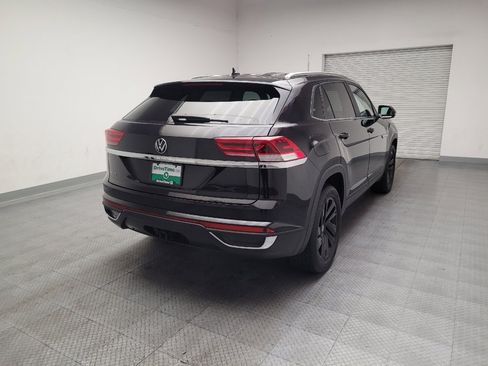 Used 2023 Volkswagen Atlas Cross Sport SE w/ Black Wheel Package FWD image 9