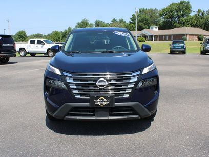 Used 2024 Nissan Rogue SV