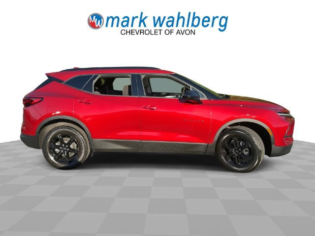 Used 2024 Chevrolet Blazer LT w/ Convenience Package FWD image 9