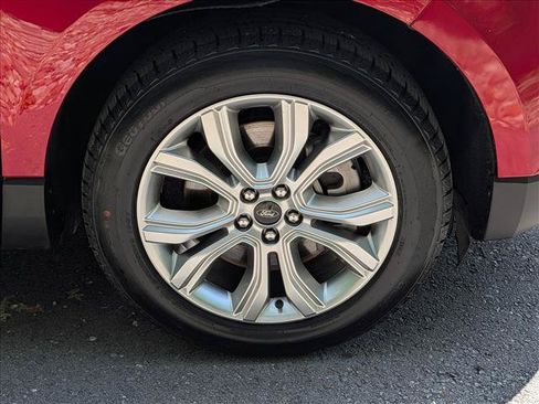 Used 2023 Ford Edge Titanium AWD/4WD image 7