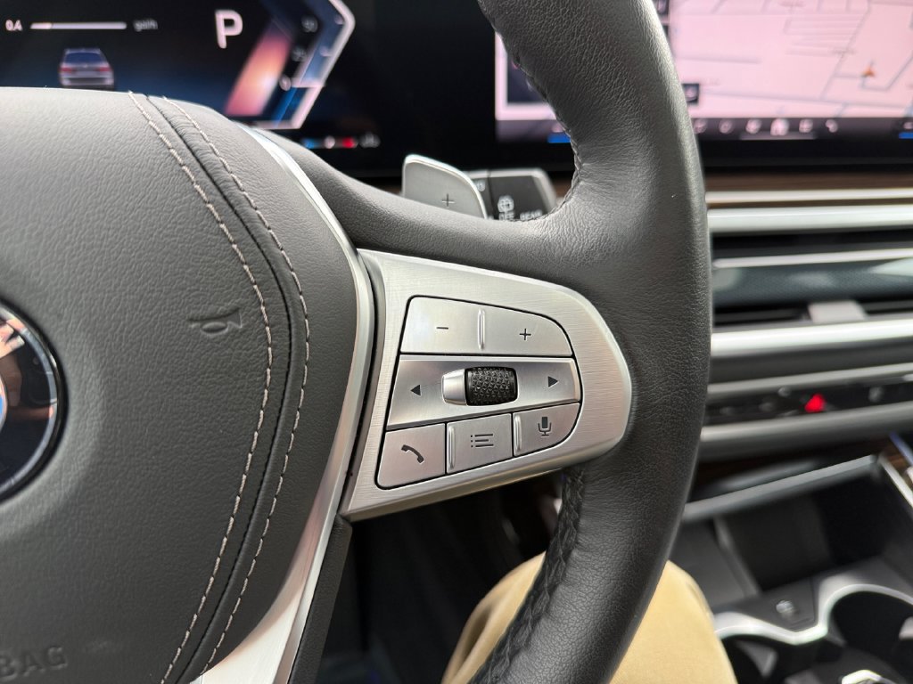 Certified 2026 BMW X7 xDrive40i AWD/4WD image 33