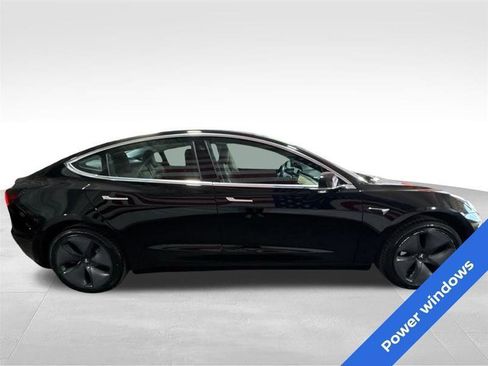 Used 2019 Tesla Model 3 Long Range RWD image 4