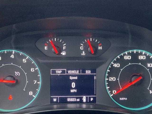 Used 2023 Chevrolet Equinox LS AWD/4WD image 19