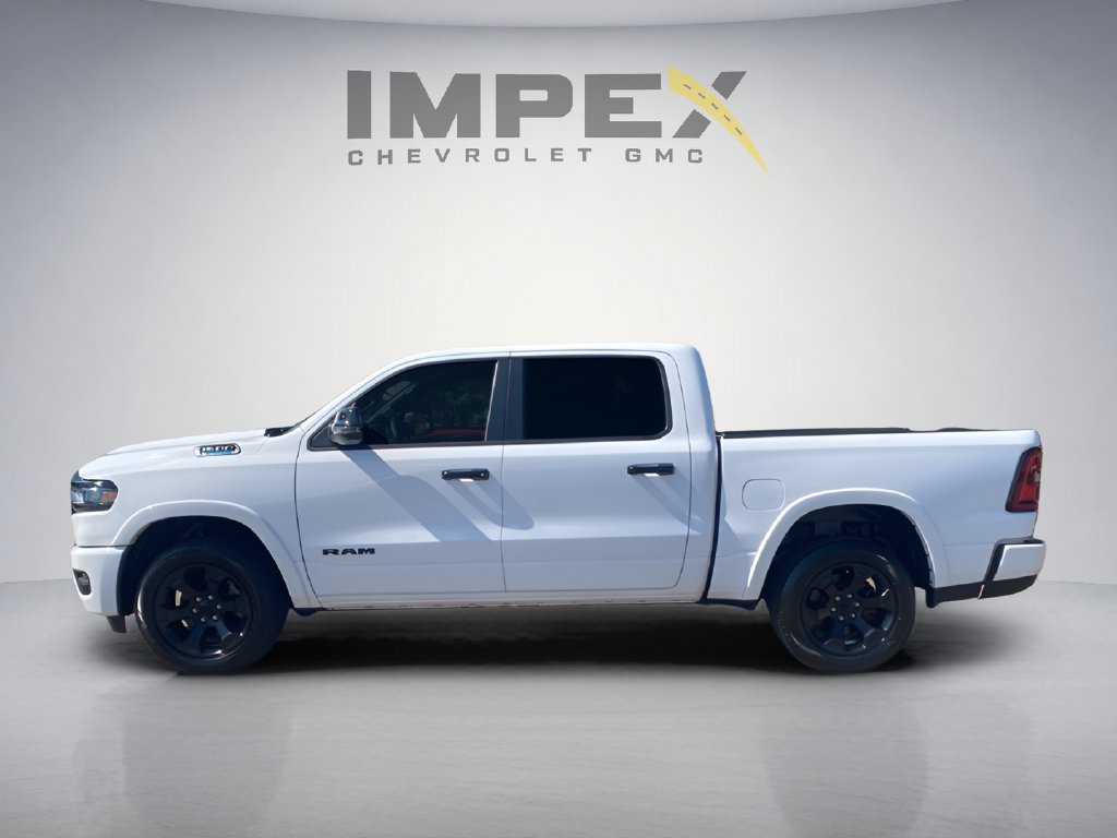 Used 2025 RAM 1500 Big Horn AWD/4WD image 3