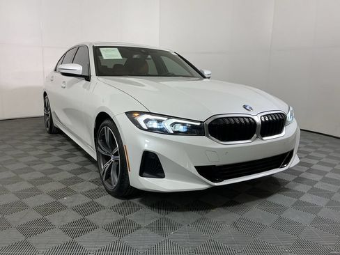 Certified 2023 BMW 330i Sedan w/ Driving Assistance Package RWD image 4
