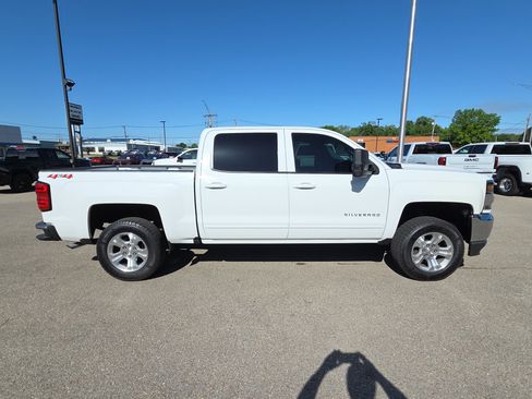 Used 2018 Chevrolet Silverado 1500 LT w/ All Star Edition AWD/4WD image 10