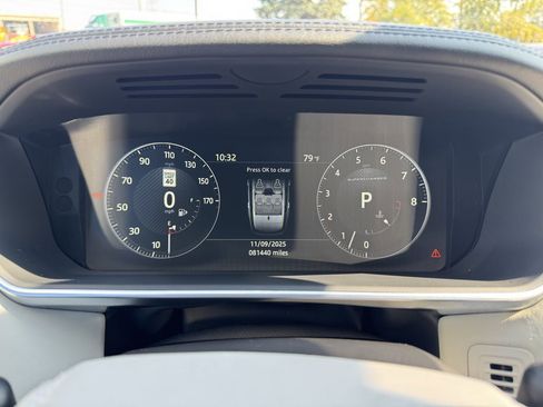 Used 2017 Land Rover Range Rover Supercharged image 13